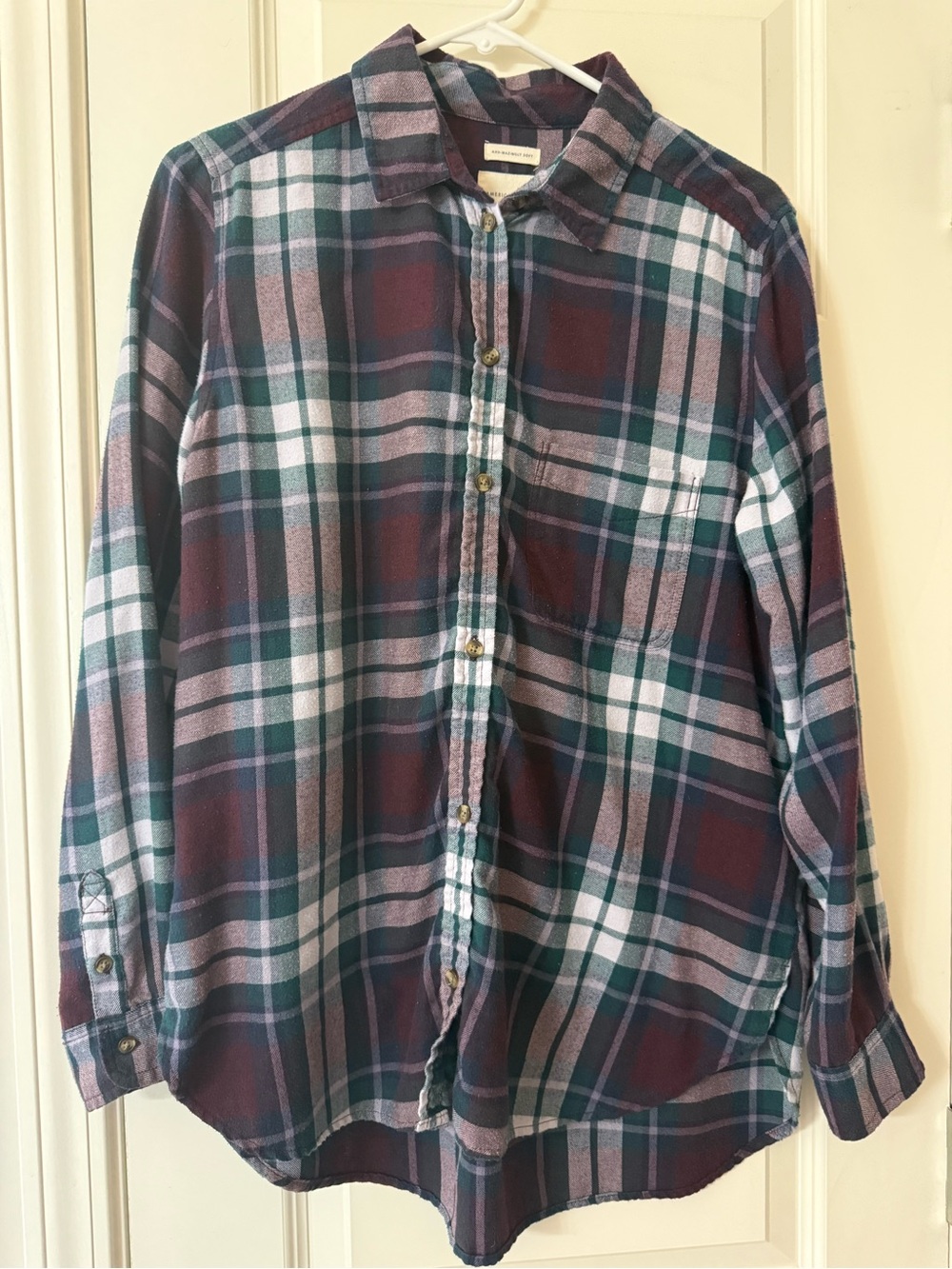 American Eagle Outfitters Plaid Button-Down Shirt - Size Large